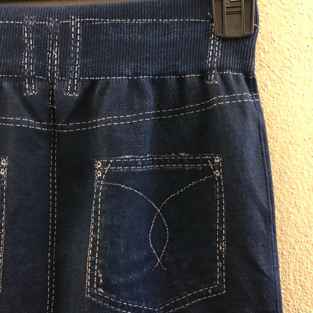 Pants - Picture 4 of 4